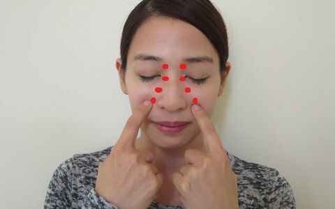 意外とみんなが悩んでる!? 老け顔の原因、ゴルゴ線の解消法