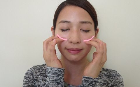意外とみんなが悩んでる!? 老け顔の原因、ゴルゴ線の解消法