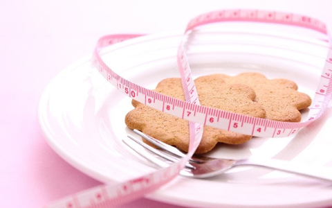 楽しく笑って食べると太らないって本当！？ノンストレスで痩せられる五感ダイエットとは！