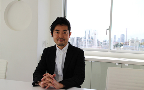 通勤電車で一目惚れ！　初対面の男性に上手に声をかける方法とは？【伝え方が9割】