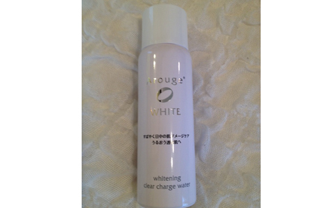 厚塗りメイクの原因、シミを徹底ケア！