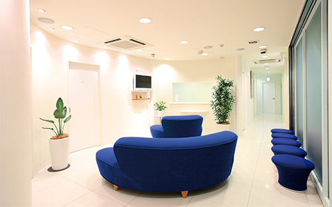 大人ニキビの強い味方は、ビタミンC！