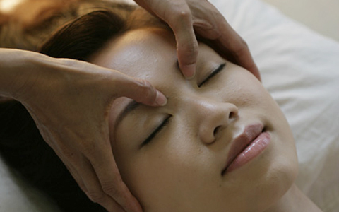 身も心もリフレッシュ！ 毎日の疲れを癒す至福のサロン！