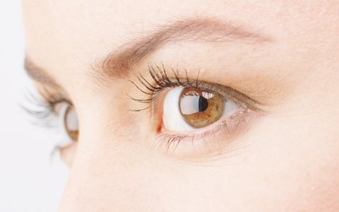 若返りのコツ！ 目元の小ジワを改善して、まなざし美人に！