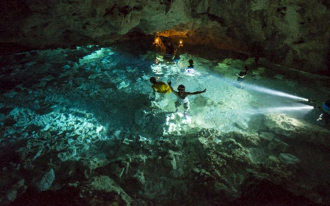 グアムの魅力は海だけじゃない!? 話題のトレッキングツアーでパワスポ＆滝巡り