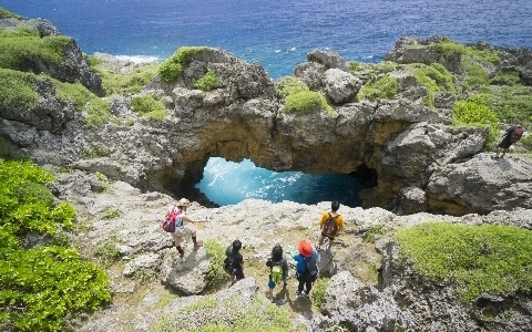 グアムの魅力は海だけじゃない!? 話題のトレッキングツアーでパワスポ＆滝巡り