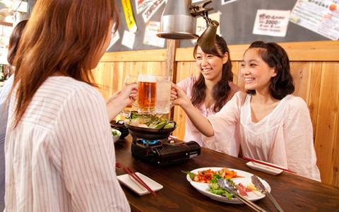 合コンで「こいつ腹黒だな」と男性に感じさせる言動8つ【前編】