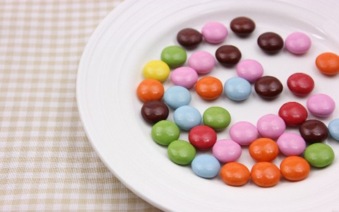 キレる原因はこれ？ 脳を蝕むタール系色素「●色●号」にご注意！ 