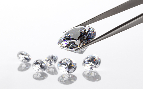 女度UP！ 夏のボーナスで買う初めての本気ジュエリー【ダイヤモンド編】