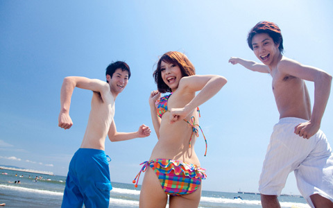 海に持っていくと絶対にモテる！ 夏の必須アイテム3つ