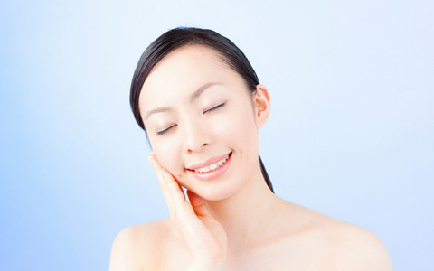 そのやり方で大丈夫!? 後悔しない夏の正しいスキンケア法