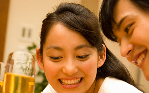 気になる彼と急接近！ 合コン必勝法【NG質問集】