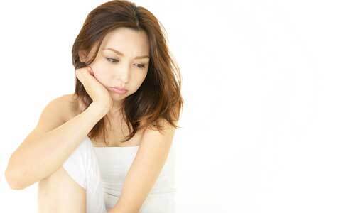 イライラしたらこのツボを押してみて！ 筋トレも食べ物も必要ない感情のコントロール方法