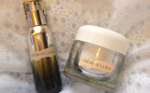 秋こそ集中ケア！ 夏のダメージでたるんだ肌をリフトアップ！