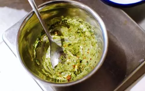 OL弁当レシピ『〆サーモンのジェノベ風サンドイッチ弁当』