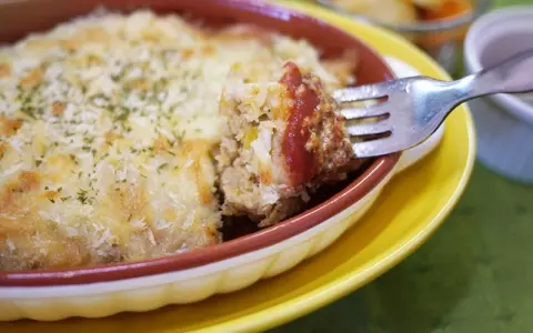 肉好きな彼に喜ばれる! 油で揚げないチーズかぼちゃメンチ