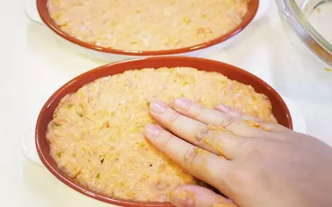 肉好きな彼に喜ばれる! 油で揚げないチーズかぼちゃメンチ