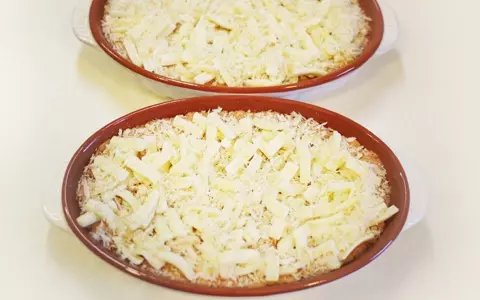 肉好きな彼に喜ばれる! 油で揚げないチーズかぼちゃメンチ