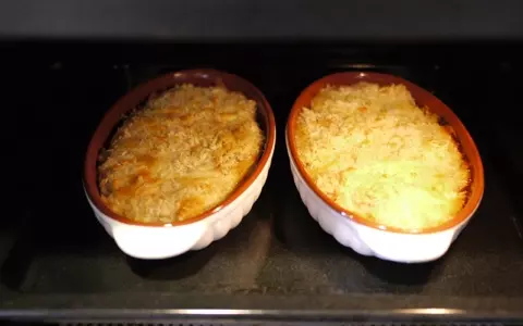 肉好きな彼に喜ばれる! 油で揚げないチーズかぼちゃメンチ