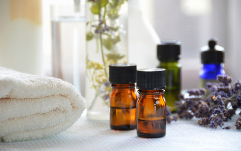 女子力アップのアロマ講座を体験！ 「誘う」香りで彼のハートもキャッチ