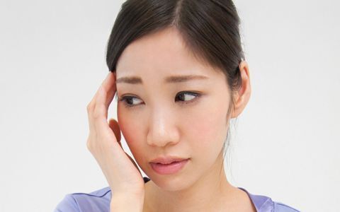 年下男性にイタイと思われる女性の言動4つ