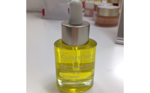 乾燥する秋冬の肌にはオイル美容！ 正しい使い方を知ってベタつき知らず