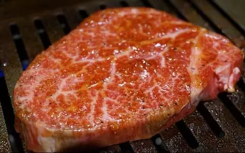 肉食女子にオススメ！　おいしいお肉が食べられるとっておきのお店