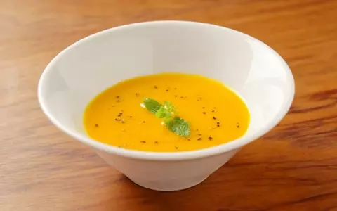 秋味限定メニューに舌鼓！ マンゴーの入った特製だれで味わう霧島黒豚しゃぶしゃぶ・せいろ蒸しの美味しさは？