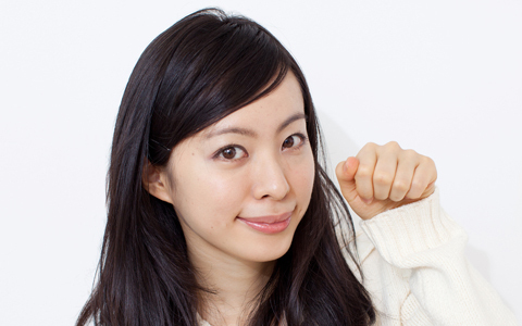 大好評の「猫手マッサージ」！ 動画で基本テクをチェックしてセルフマッサージ