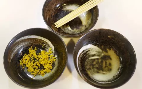 柚子とメープルが香る、ちょっとユニークな洋風みたらし団子