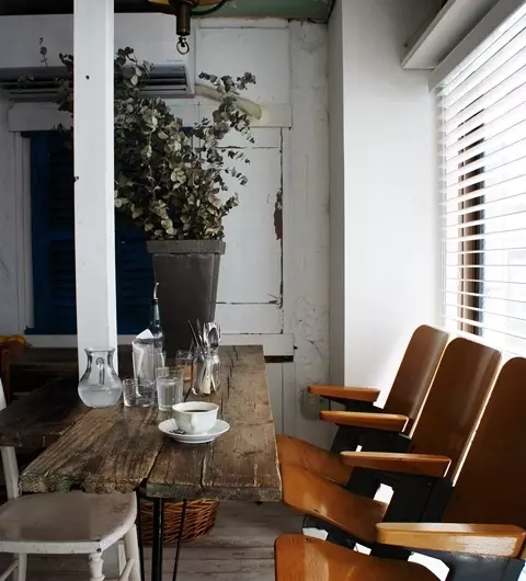 自然に人が集まる、居心地がよいゆるカフェ＠中目黒「リロンデル」