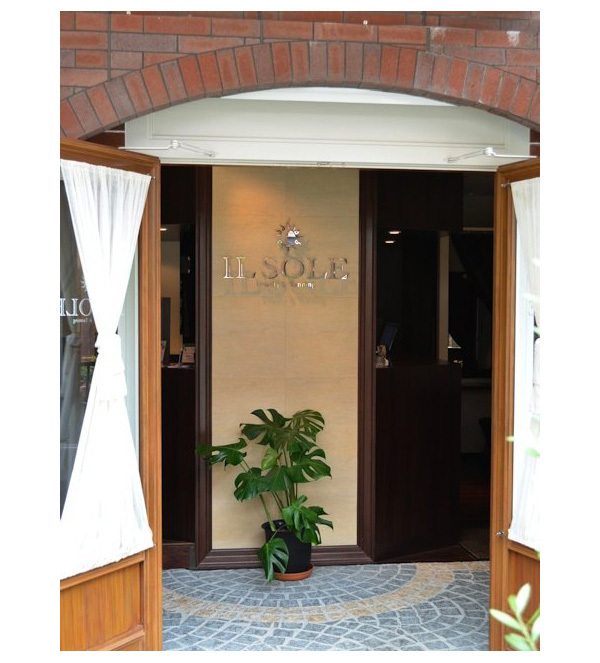 人気の「炭酸美容」を体験！ 肌のくすみを劇的改善!?　　