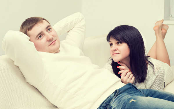 「恋人にしたら疲れそう…」と男性に思われてしまう女性の特徴【2／3】