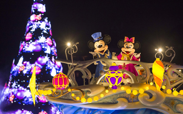 東京ディズニーリゾートのクリスマスイベントをチェック！ パーク全体がクリスマスムード一色でロマンチック！