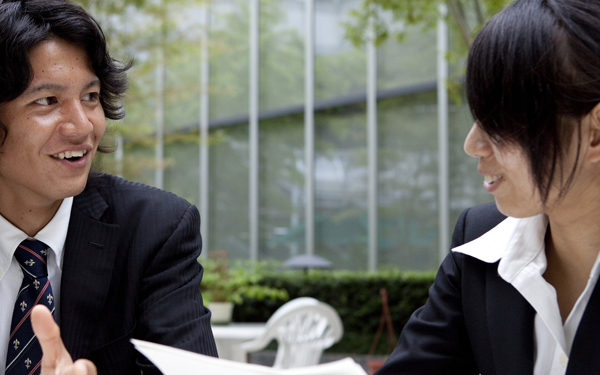 会話が止まってギクシャクしているときの救世主な話題8つ【前編】