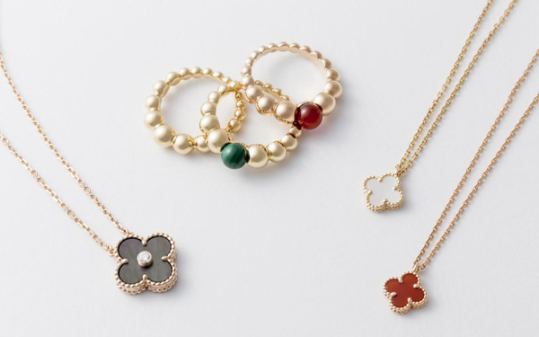 クリスマスに 自分買いしたい！ おねだりしたい！ HAPPYを引き寄せるジュエリー 2014