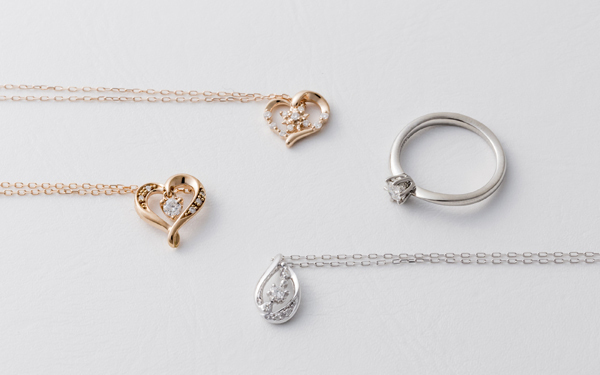 クリスマスに 自分買いしたい！ おねだりしたい！ HAPPYを引き寄せるジュエリー 2014