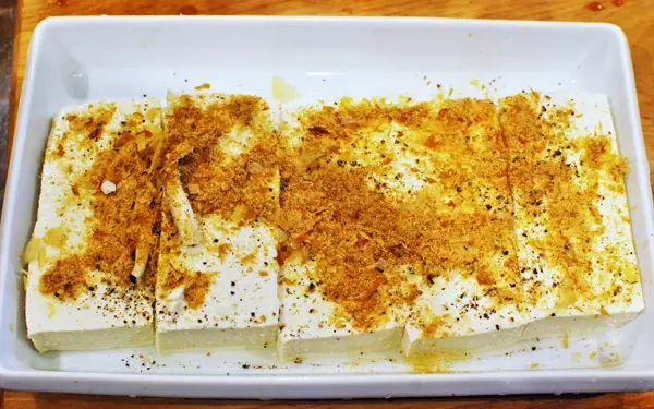 お豆腐ダイエットレシピ「チーズ無しでも大満足！ アツアツ和風豆腐グラタン」