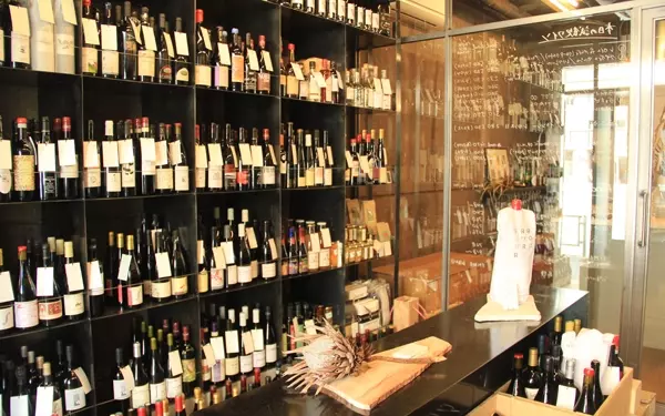 秋の夜長に、中目黒のオシャレなワイン専門店で&ldquo;角打ち&rdquo;してみませんか？