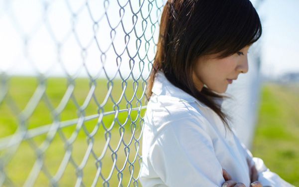 自ら恋愛を遠ざけてしまう残念な女性の特徴6つ【前編】