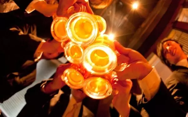 忘年会シーズン到来、一風変わった忘年会ができる都内の居酒屋に注目！　