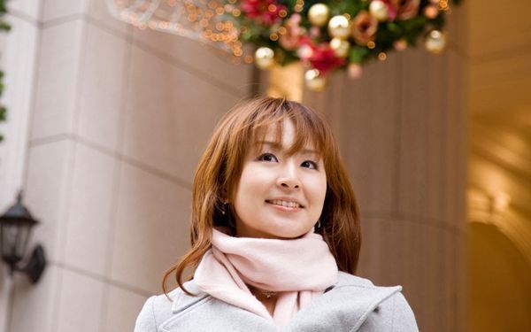 クリスマスを彩るメイクアップコフレ、今年はパーティシーズンに大活躍！　