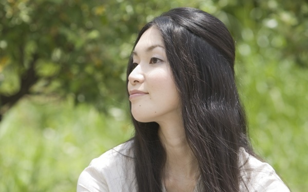 一重＆奥二重でも大丈夫！ パッチリデカ目に見せる簡単メイクテク