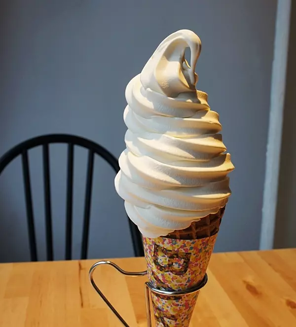 北海道の焼きたてチーズケーキが大人気、自由が丘の新しい顔＠ベイク