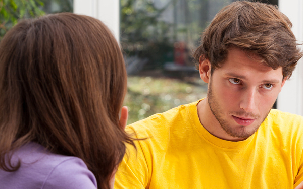 正直どうでもいい!? 彼が一気に疲れてしまう会話の内容6つ