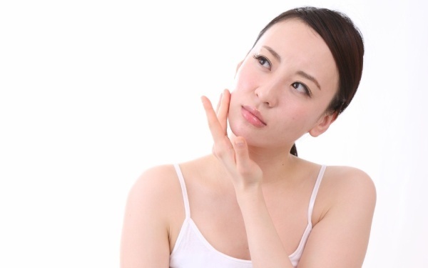 乾燥対策だけじゃダメ?! 冬のくすみを加速させる原因とは