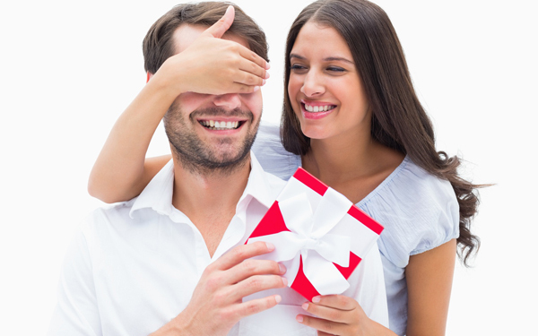 ポイントは初恋を超えること。男性のホンネ「バレンタインで一番嬉しかったもの」