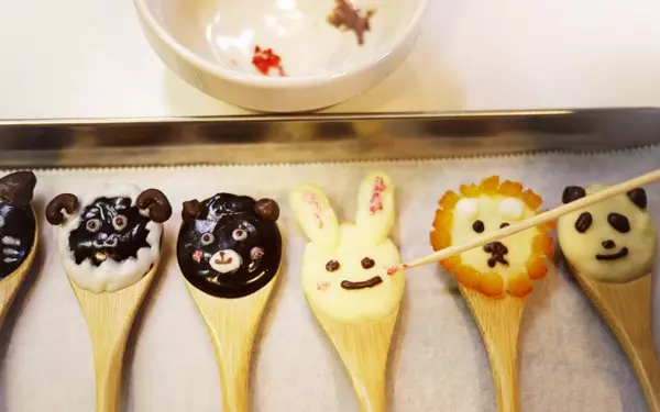 彼のハートも溶かす、とびきりキュートなスプーンチョコ