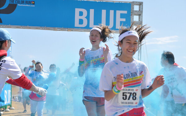 仲間とミッションをクリアしながら走る。“ファン・ラン”の非日常感にワクワク！
