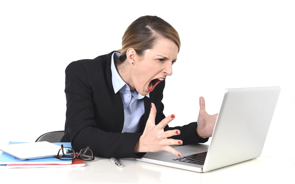 職場で「イタいおばさん」になる予備軍女性の特徴3つ